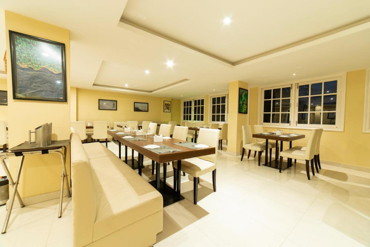 Cygnett Inn La Maison Gangtok Exteriör bild